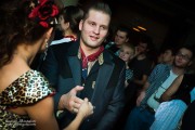Tiki Bar. рок-н-ролл